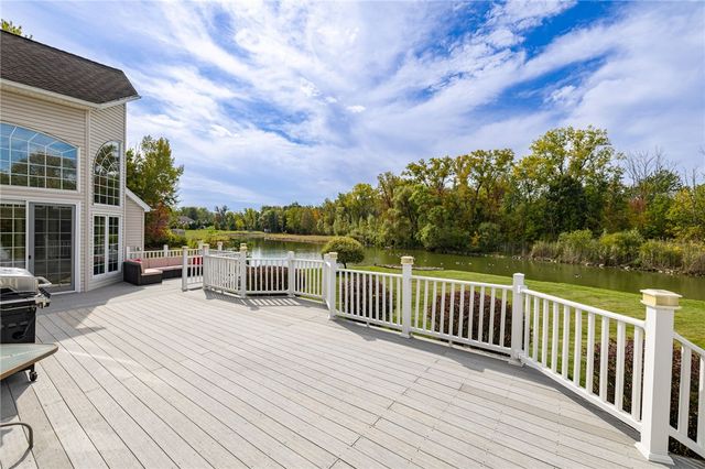51 Stablegate Drive, Penfield, NY 14580