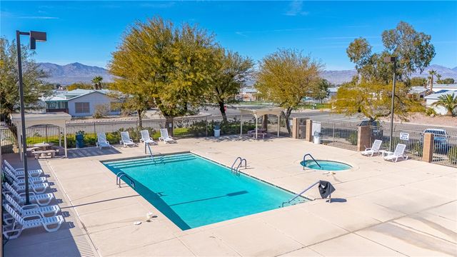 2568 E Spunkmeyer Way, Fort Mohave, AZ 86426
