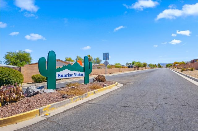 2568 E Spunkmeyer Way, Fort Mohave, AZ 86426