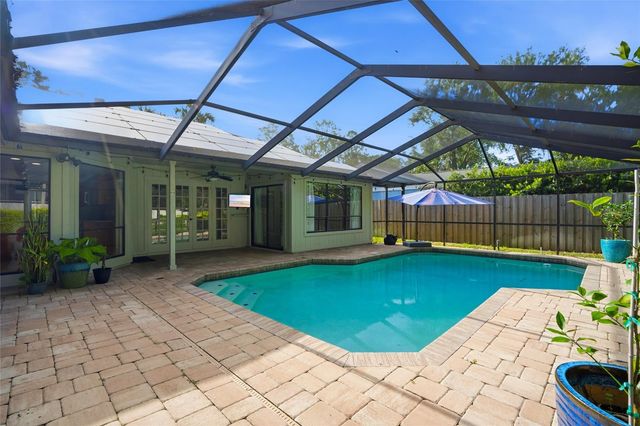 15908 HAMPTON VILLAGE DRIVE, Tampa, FL 33618