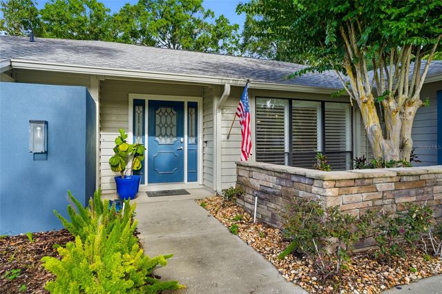 15908 HAMPTON VILLAGE DRIVE, Tampa, FL 33618