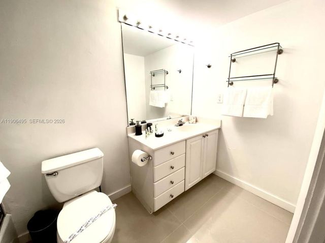 19370 Collins Avenue PH-10, Sunny Isles Beach, FL 33160