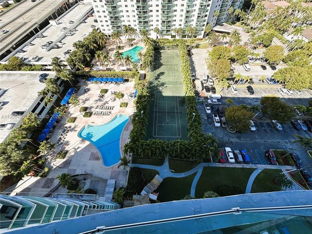 19370 Collins Avenue PH-10, Sunny Isles Beach, FL 33160