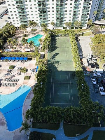 19370 Collins Avenue PH-10, Sunny Isles Beach, FL 33160