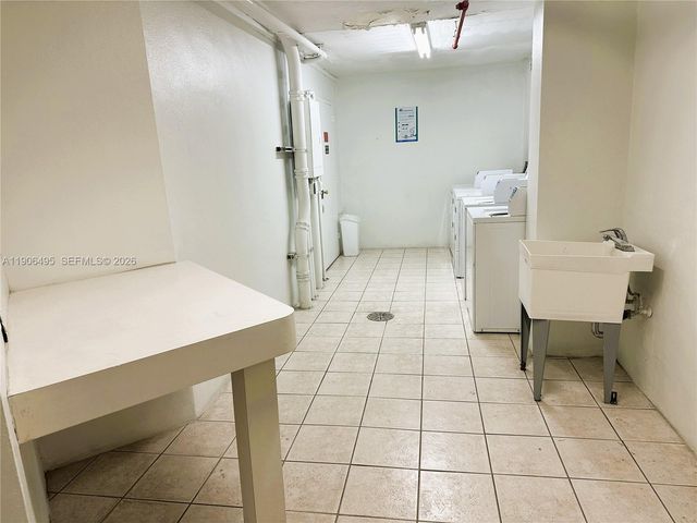 19370 Collins Avenue PH-10, Sunny Isles Beach, FL 33160