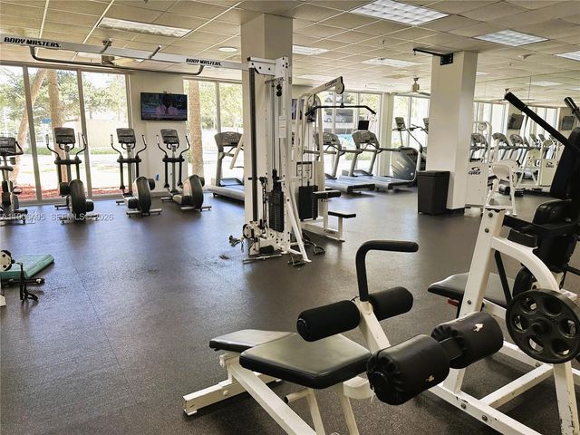 19370 Collins Avenue PH-10, Sunny Isles Beach, FL 33160