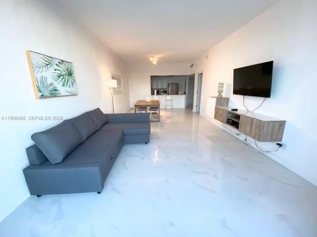 19370 Collins Avenue PH-10, Sunny Isles Beach, FL 33160
