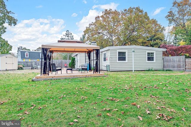 5910 SOMERSET DR, Mays Landing, NJ 08330