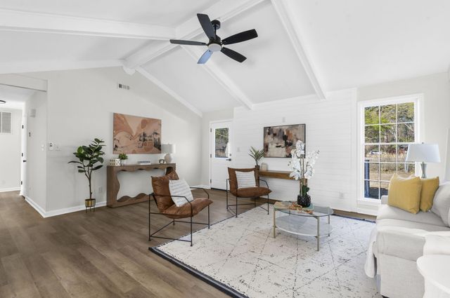 302 Gippy Drive, Summerville, SC 29486