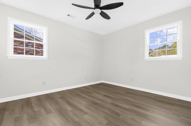 302 Gippy Drive, Summerville, SC 29486