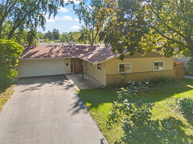 7101 Edgebrook Lane, Hanover Park, IL 60133