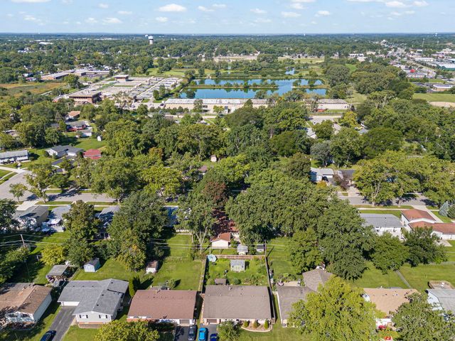 7101 Edgebrook Lane, Hanover Park, IL 60133