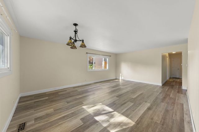 7101 Edgebrook Lane, Hanover Park, IL 60133