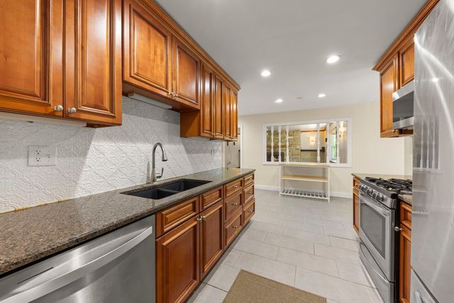 7101 Edgebrook Lane, Hanover Park, IL 60133