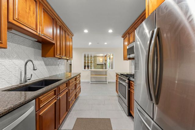 7101 Edgebrook Lane, Hanover Park, IL 60133