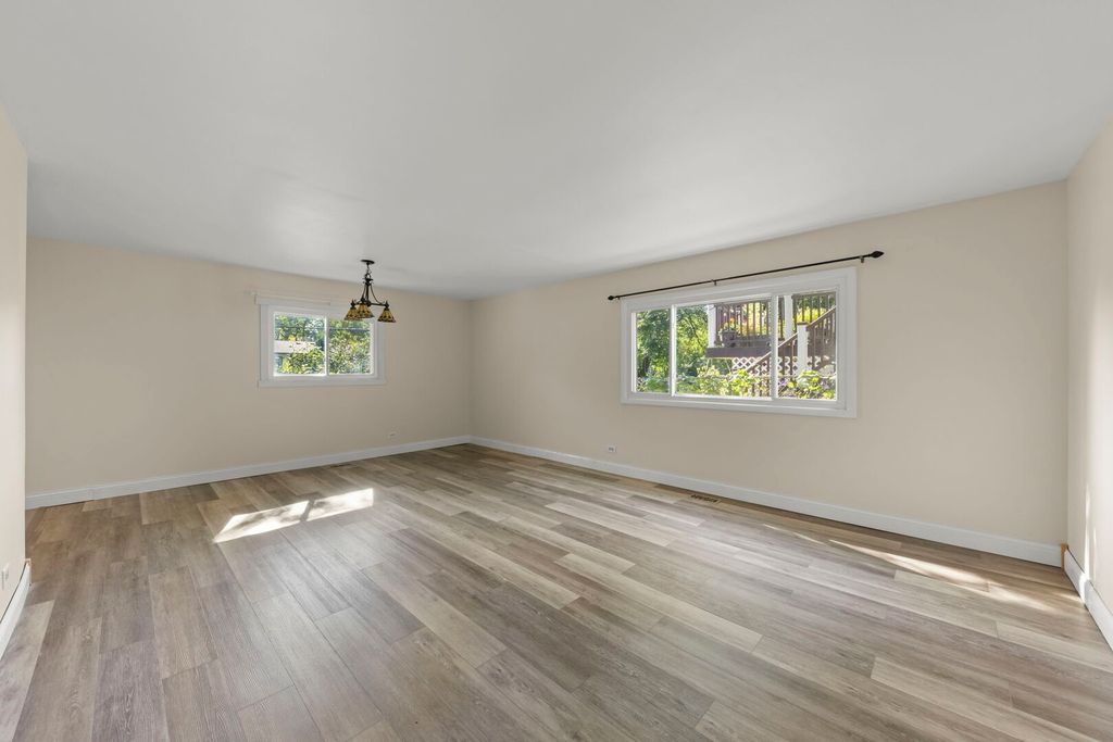 7101 Edgebrook Lane, Hanover Park, IL 60133 — photo 3