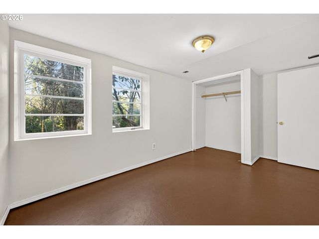 11811 Sw 34TH Ave, Portland, OR 97219