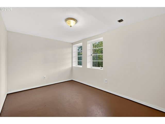 11811 Sw 34TH Ave, Portland, OR 97219