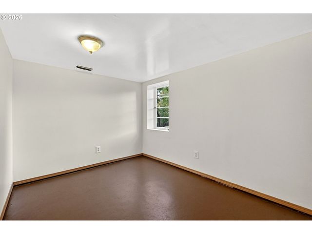 11811 Sw 34TH Ave, Portland, OR 97219