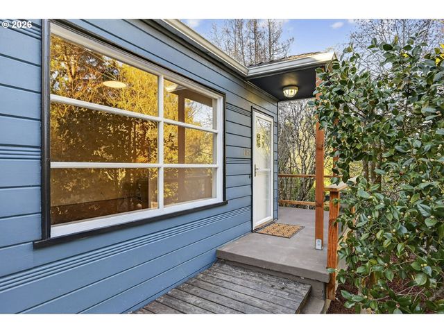 11811 Sw 34TH Ave, Portland, OR 97219