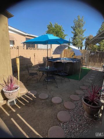 123 N 10th Street 103, Taft, CA 93268