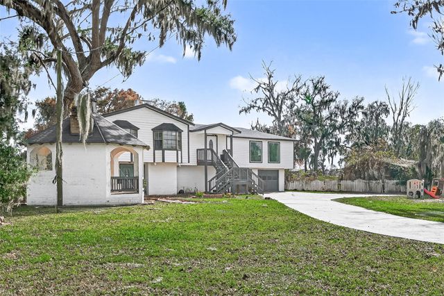 29927 County Road 25, Damon, TX 77430