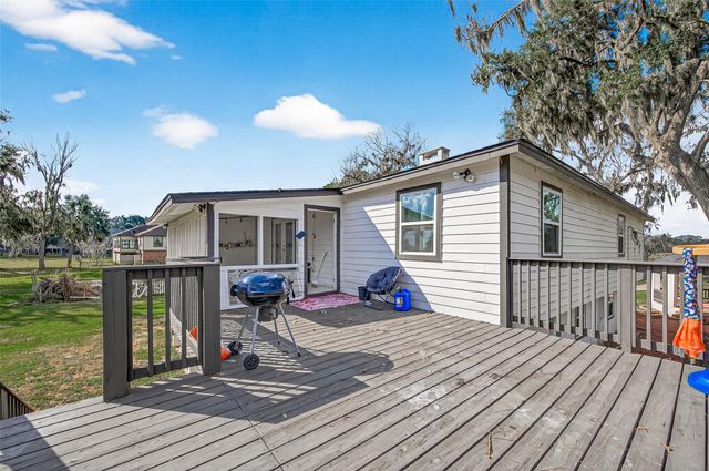 29927 County Road 25, Damon, TX 77430