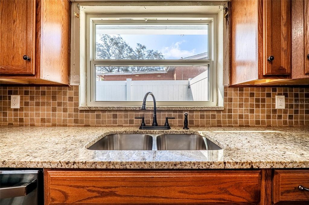 Image 13 of property listing at 9720 GRAY FOX LANE, Port Richey, FL 34668