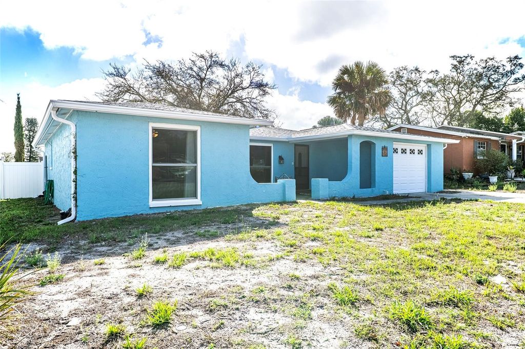 Image 36 of property listing at 9720 GRAY FOX LANE, Port Richey, FL 34668