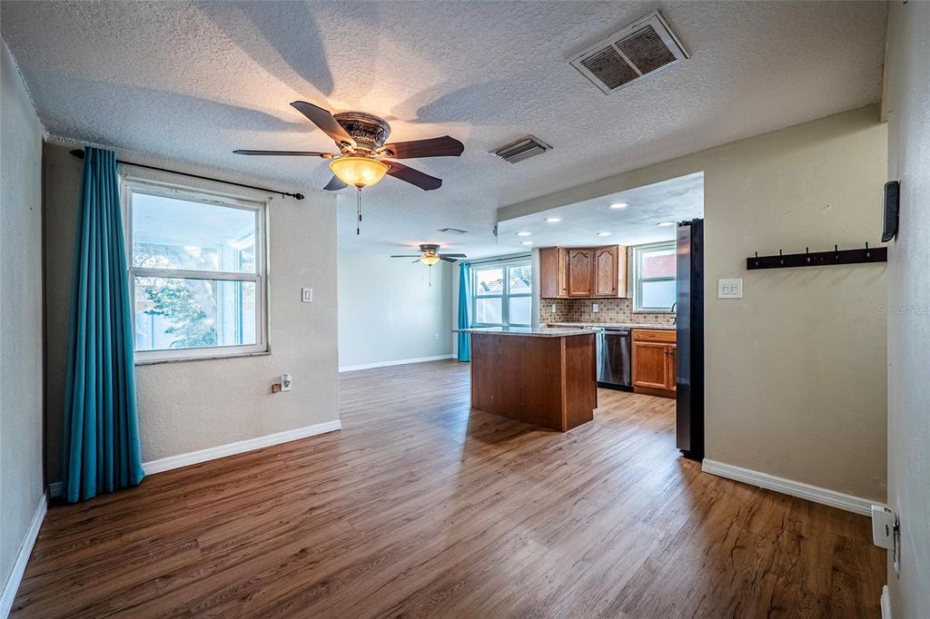 Image 6 of property listing at 9720 GRAY FOX LANE, Port Richey, FL 34668