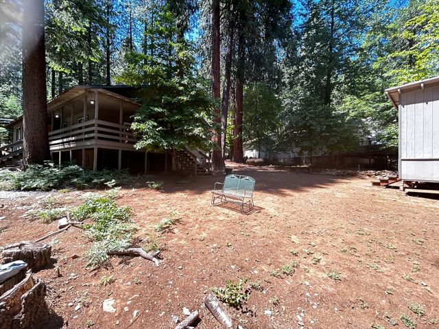6135 Bucktail Ln, Pollock Pines, CA 95726