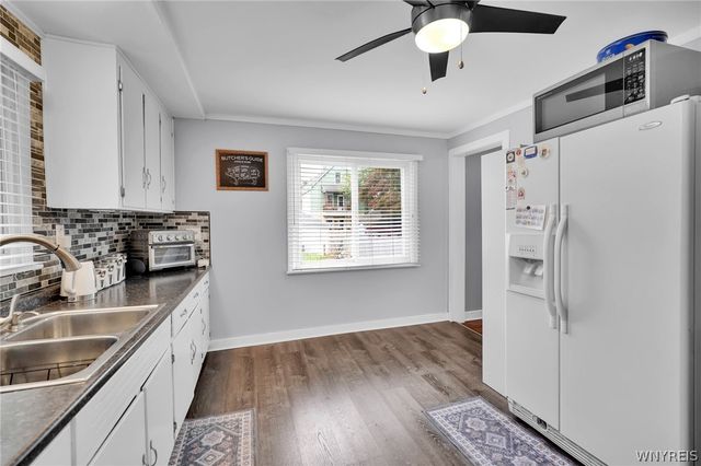 35 Tamarack Street, Buffalo, NY 14220