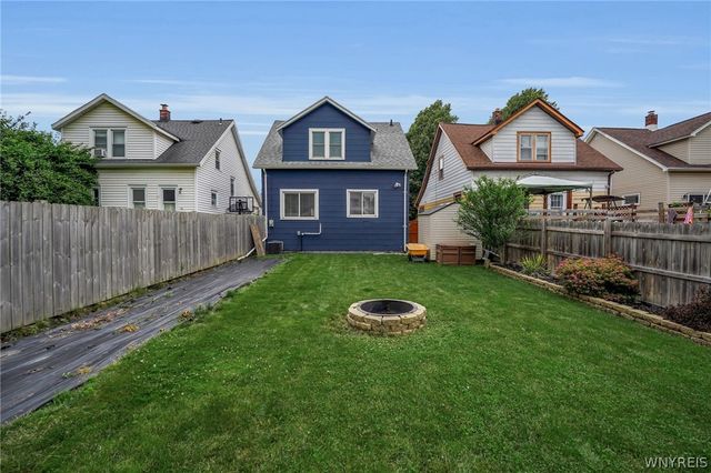 35 Tamarack Street, Buffalo, NY 14220