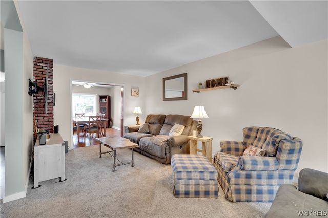 35 Tamarack Street, Buffalo, NY 14220