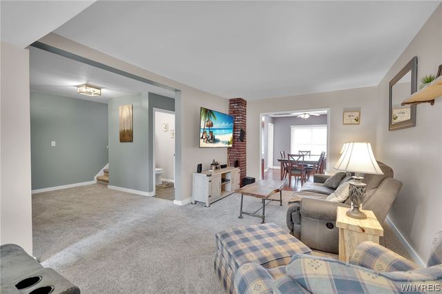 35 Tamarack Street, Buffalo, NY 14220
