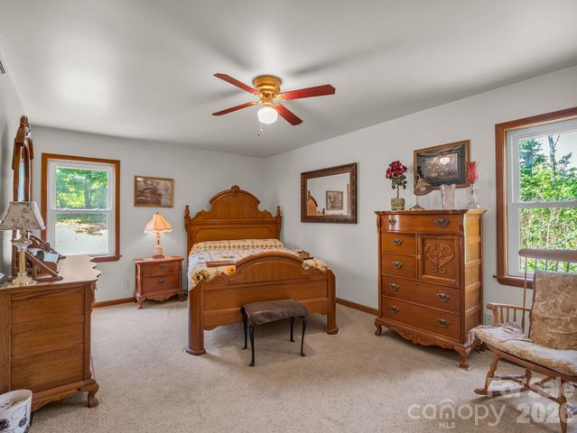 1943 Landrum Road, Columbus, NC 28722