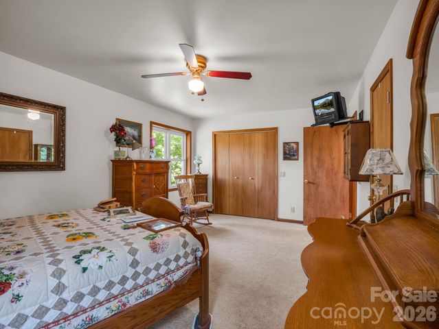 1943 Landrum Road, Columbus, NC 28722