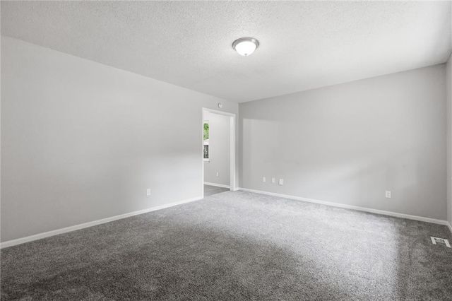 15 Brooks Court, Liberty, MO 64068