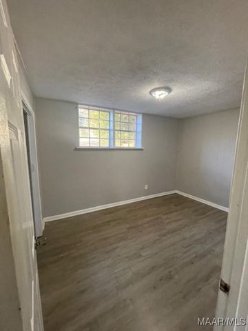 14 Azaleawood Drive, Wetumpka, AL 36093