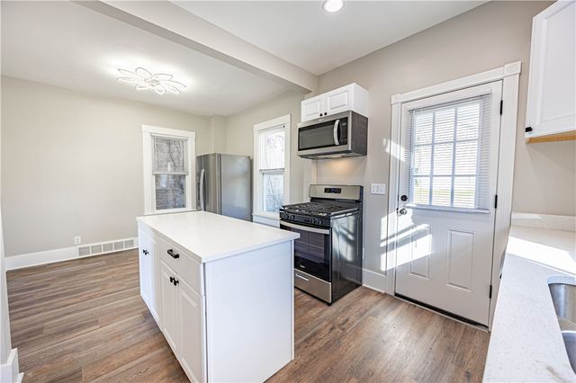 1312 Woodmont Ave, New Kensington, PA 15068