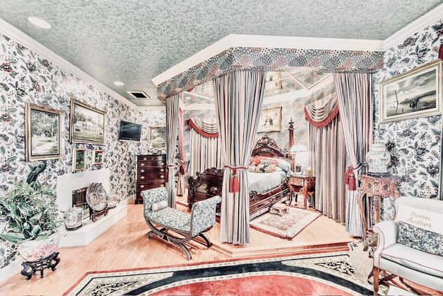 444 Oak Alley Dr, Houma, LA 70360