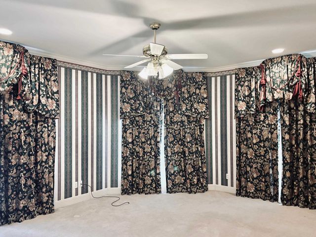 444 Oak Alley Dr, Houma, LA 70360