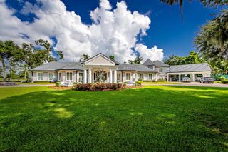 444 Oak Alley Dr, Houma, LA 70360