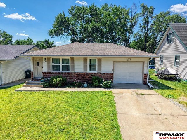 1905 Fairfield Street, Lincoln, NE 68521