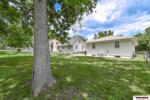 1905 Fairfield Street, Lincoln, NE 68521