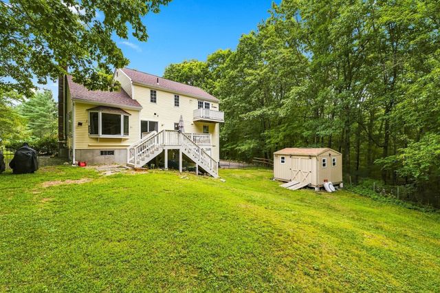 14 Nottingham Cir, Holden, MA 01520