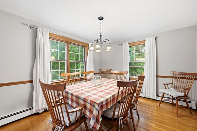 14 Nottingham Cir, Holden, MA 01520