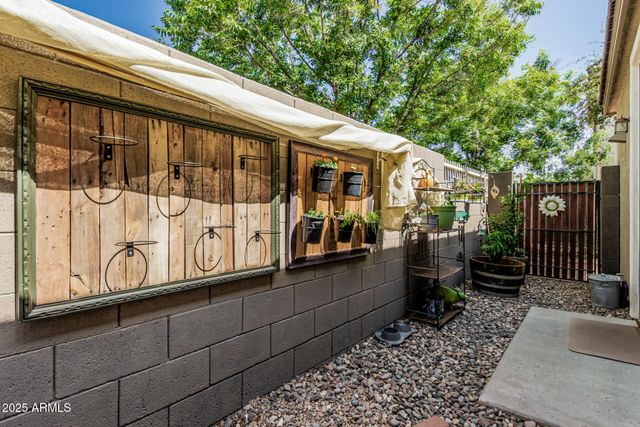 1849 S BALBOA Drive, Gilbert, AZ 85295