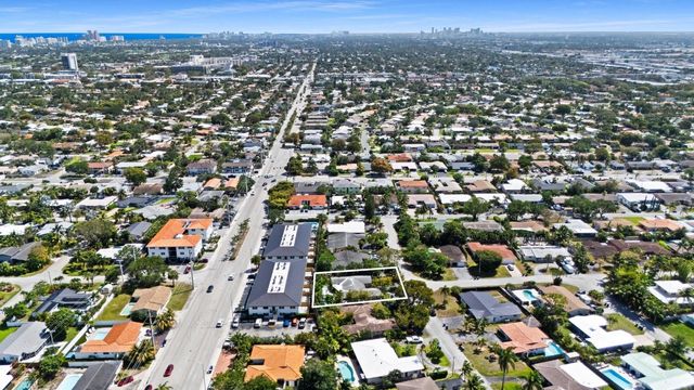 5660 NE 17th Terrace, Fort Lauderdale, FL 33334