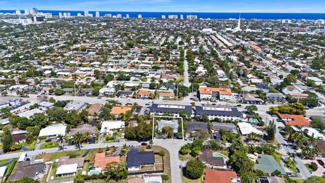 5660 NE 17th Terrace, Fort Lauderdale, FL 33334